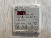雨の日や花粉の多い季節のお洗濯にも大活躍な浴室乾燥機付！