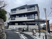  京阪本線「香里園」駅まで徒歩10分！コンビニまで490m、スーパーまで760mです！(外観)