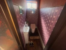 1階トイレは手洗いカウンター付きです！！