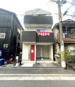 3LDK中古戸建『3，880万円』！！周辺に買い物施設が多数あり好立地な物件です！(外観)
