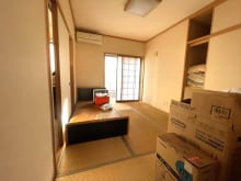 転んでも痛くない畳は、お子様のお遊びスペースにピッタリです。(寝室)