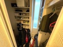 家族全員分の靴はもちろん、アウトドア用品やベビーカなどたっぷり収納していただけるシューズインクローク♪